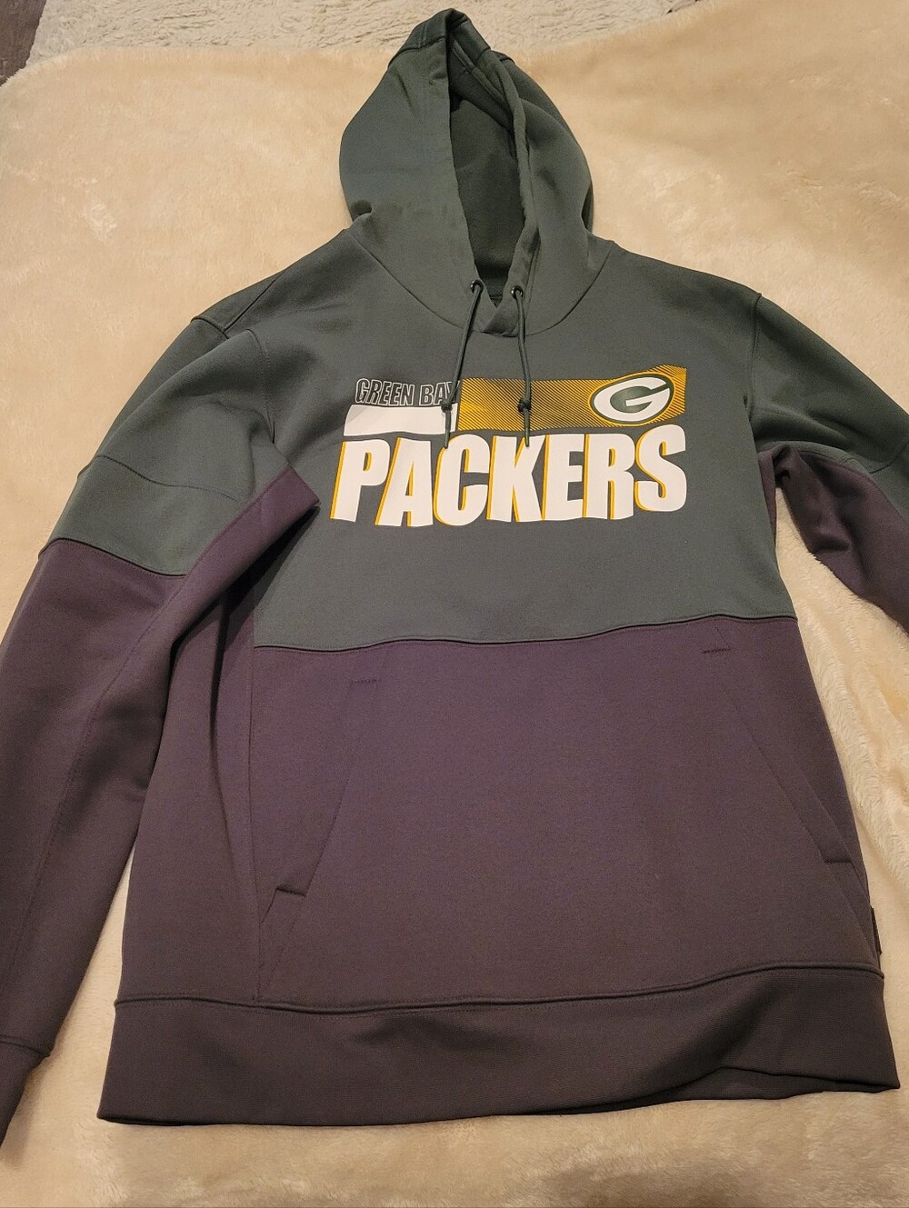 Mens Medium NFL Greenbay Packers Two-Tone Pullover Hoodie - Green & Dark Gray